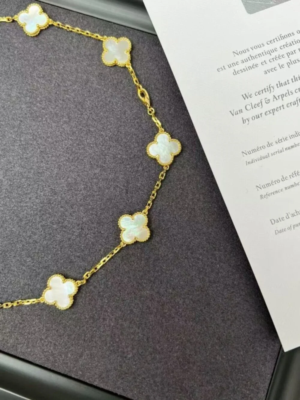 Van Cleef & Arpels Gold Vintage Alhambra necklace, 10 motifs - Picture 5 of 8